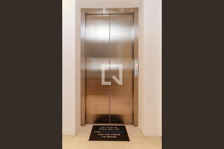 Sala de apartamento à venda com 3 quartos, 167m² em Jardim das Acacias, São Paulo