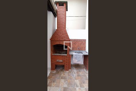 Churrasqueira de casa à venda com 2 quartos, 200m² em Jardim Nadir, São Paulo