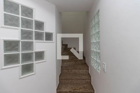 Escada de casa à venda com 3 quartos, 131m² em Vila Dom Pedro Ii, São Paulo