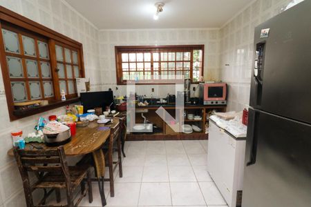 Cozinha de casa à venda com 3 quartos, 200m² em Espírito Santo, Porto Alegre
