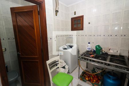 Área de Serviço de casa à venda com 3 quartos, 200m² em Espírito Santo, Porto Alegre