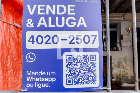 Plaquinha de casa à venda com 2 quartos, 100m² em Cambuci, São Paulo