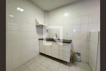 Cozinha de apartamento para alugar com 3 quartos, 62m² em Santa Monica, Belo Horizonte