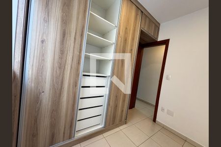 Quarto 1 de apartamento para alugar com 3 quartos, 62m² em Santa Monica, Belo Horizonte