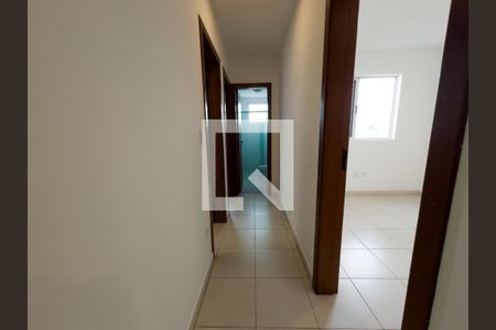 Corredor de apartamento para alugar com 3 quartos, 62m² em Santa Monica, Belo Horizonte