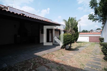 Garagem de casa à venda com 3 quartos, 400m² em Parque Boturussu, São Paulo