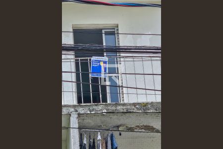 Plaquinha de apartamento para alugar com 2 quartos, 100m² em Vila Julia, Guarujá