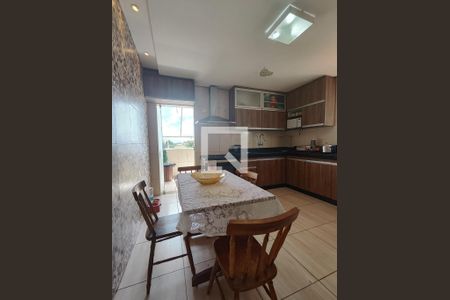 Cozinha 1 de casa à venda com 5 quartos, 502m² em Colonial, Contagem