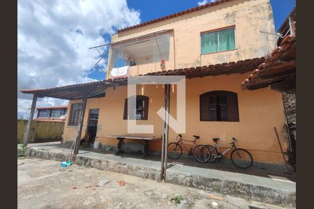 Fachada de casa à venda com 5 quartos, 502m² em Colonial, Contagem
