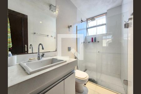 Banheiro Social de apartamento à venda com 4 quartos, 97m² em Cidade Nova, Belo Horizonte
