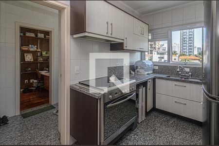 Cozinha de apartamento à venda com 2 quartos, 123m² em Aclimação, São Paulo