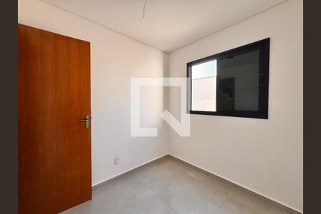 Quarto 2 de casa à venda com 3 quartos, 206m² em Vila Santo Alberto, Santo André