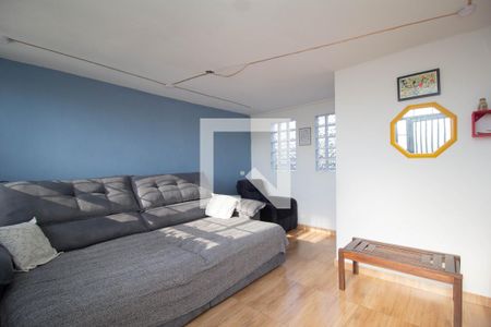 Sala de TV de casa à venda com 3 quartos, 300m² em Vila Bonilha, São Paulo