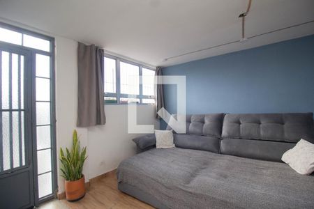 Sala de TV de casa à venda com 3 quartos, 300m² em Vila Bonilha, São Paulo