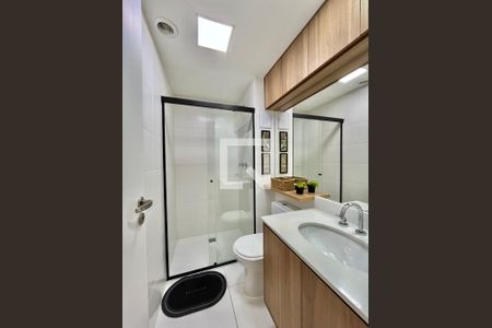 Banheiro de apartamento para alugar com 1 quarto, 27m² em Vila Clementino, São Paulo