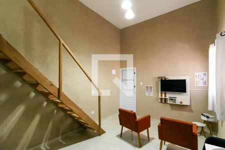 Sala de kitnet/studio para alugar com 1 quarto, 25m² em Vila Nhocuné, São Paulo