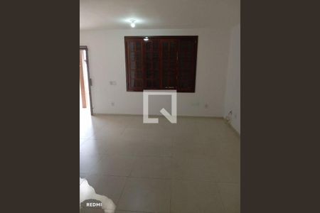 Casa à venda com 3 quartos, 243m² em Itaipu, Niterói