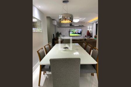 Apartamento à venda com 3 quartos, 240m² em Itaipu, Niterói