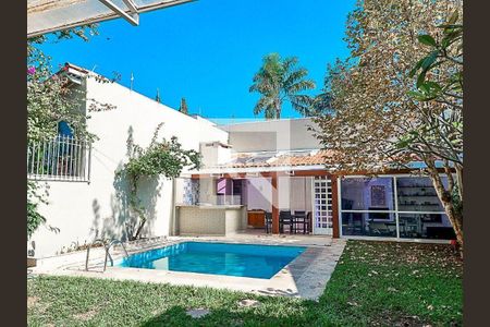 Casa à venda com 5 quartos, 510m² em Parque Colonial, São Paulo