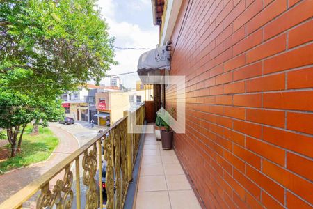 Varanda de casa à venda com 3 quartos, 304m² em Vila Carrão, São Paulo