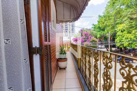 Varanda de casa à venda com 3 quartos, 304m² em Vila Carrão, São Paulo