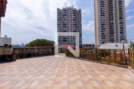 Área Externa de casa à venda com 3 quartos, 304m² em Vila Carrão, São Paulo