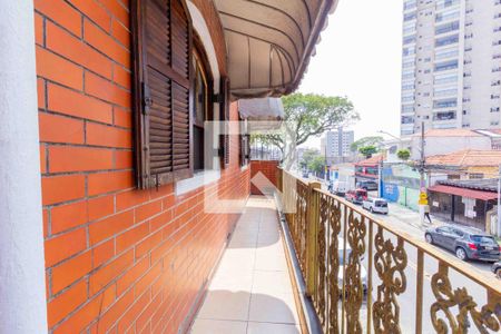 Varanda de casa à venda com 3 quartos, 304m² em Vila Carrão, São Paulo