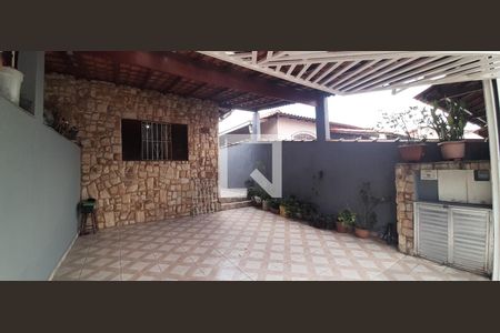 Garagem de casa à venda com 3 quartos, 87m² em Pestana, Osasco