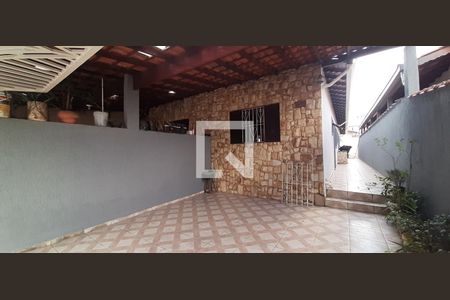 Garagem de casa à venda com 3 quartos, 87m² em Pestana, Osasco