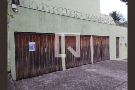 Fachada de casa de condomínio à venda com 2 quartos, 90m² em Curicica, Rio de Janeiro