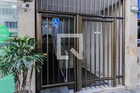 Fachada de apartamento à venda com 1 quarto, 45m² em Copacabana, Rio de Janeiro