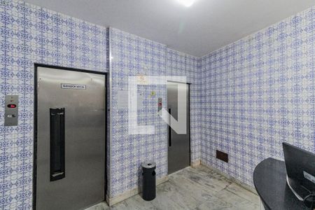 Elevador de apartamento à venda com 1 quarto, 45m² em Copacabana, Rio de Janeiro