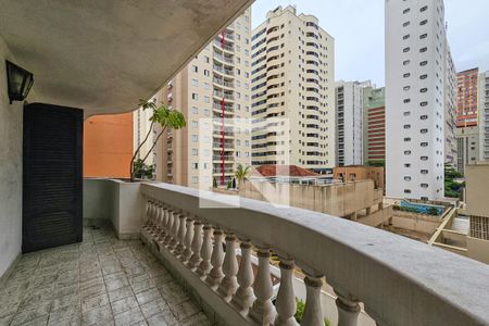 Varanda  de apartamento para alugar com 2 quartos, 133m² em Centro, Guarujá