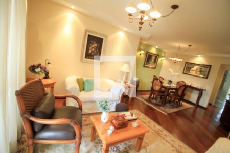 Sala de apartamento à venda com 3 quartos, 124m² em Vila Regente Feijó, São Paulo