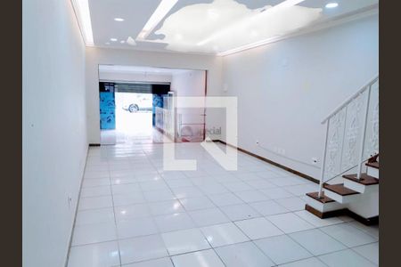 Casa à venda com 2 quartos, 184m² em Vila Regente Feijó, São Paulo