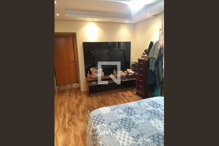 Casa à venda com 3 quartos, 300m² em Vila Antonina, São Paulo