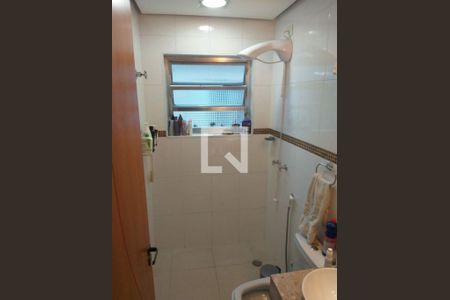 Casa à venda com 3 quartos, 300m² em Vila Antonina, São Paulo