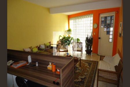 Casa à venda com 3 quartos, 178m² em Quarta Parada, São Paulo