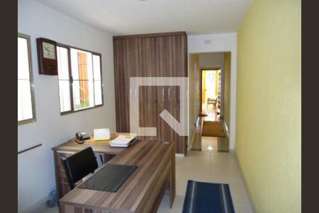 Casa à venda com 3 quartos, 178m² em Quarta Parada, São Paulo