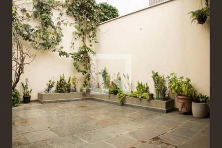 Casa à venda com 3 quartos, 198m² em Vila Dom Pedro I, São Paulo