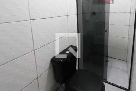 Banheiro da Suite de casa à venda com 3 quartos, 150m² em Jardim Santa Teresinha, São Paulo