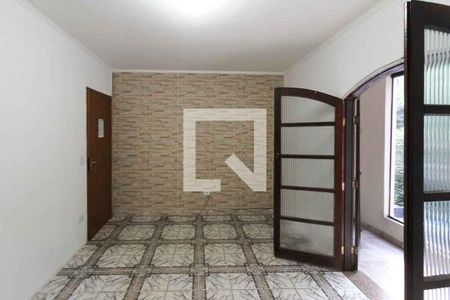 Quarto de casa para alugar com 3 quartos, 150m² em Jardim Santa Teresinha, São Paulo