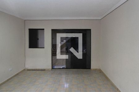 Garagem de casa à venda com 3 quartos, 150m² em Jardim Santa Teresinha, São Paulo