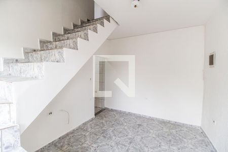 Sala de casa para alugar com 2 quartos, 100m² em Jardim Belval, Barueri
