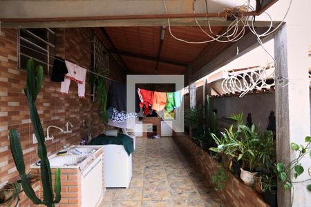 Área de Serviço de casa à venda com 4 quartos, 280m² em Santa Ines, Belo Horizonte