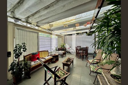 Garagem de casa à venda com 3 quartos, 247m² em Vila Congonhas, São Paulo
