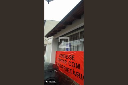 Fachada e Placa de casa à venda com 3 quartos, 140m² em Hípica, Porto Alegre