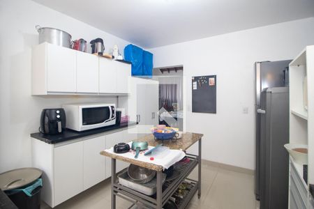 Cozinha de casa à venda com 3 quartos, 140m² em Hípica, Porto Alegre
