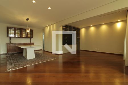 Sala de apartamento à venda com 2 quartos, 151m² em Vila Nova Conceição, São Paulo