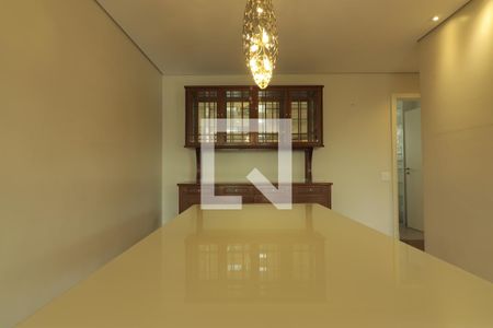 Sala de apartamento à venda com 2 quartos, 151m² em Vila Nova Conceição, São Paulo